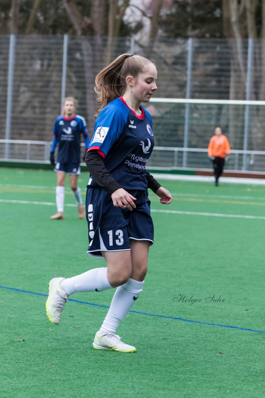 Bild 69 - wBJ VfL Pinneberg - St. Pauli : Ergebnis: 7:0 (Abbruch)